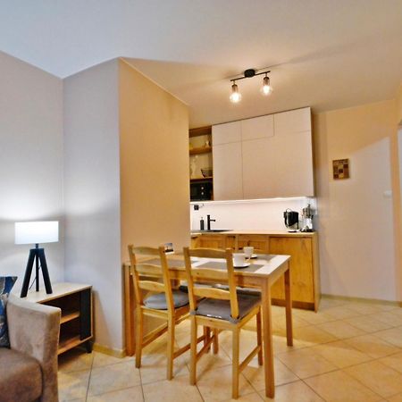 Apartamenty Bryza - Osiedle Zeromskiego 27 - Promenada Swinoujscie Luaran gambar