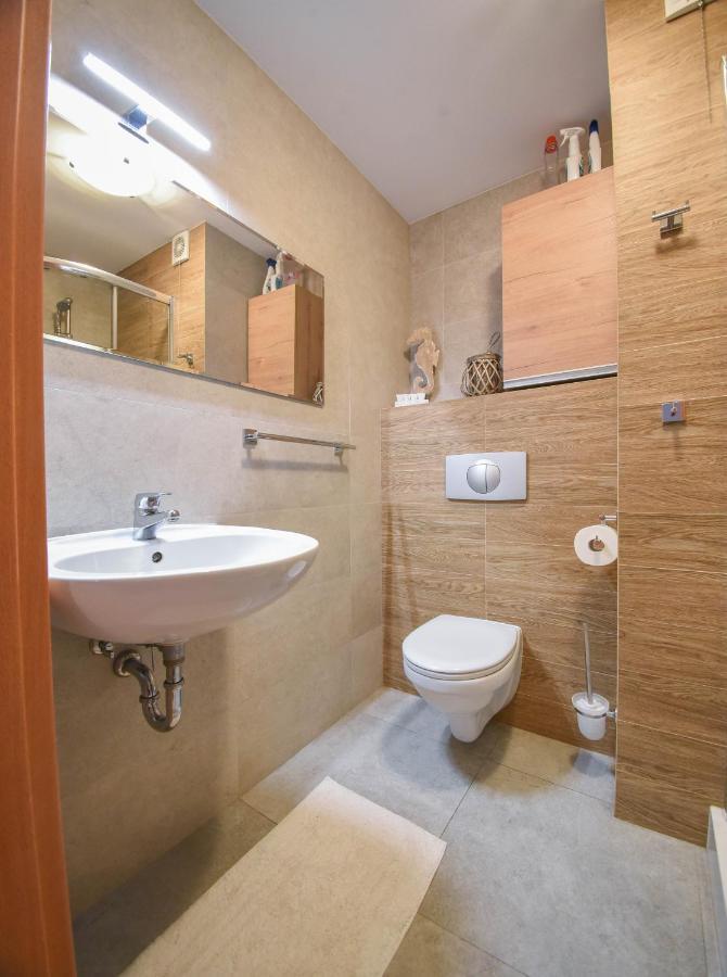 Apartamenty Bryza - Osiedle Zeromskiego 27 - Promenada Swinoujscie Luaran gambar